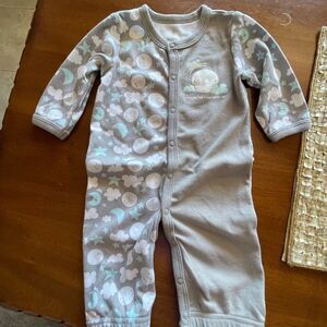 Lullaby soft gray sleeper 0-6 months